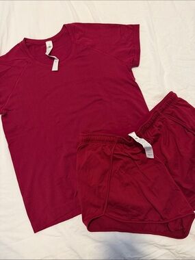 Lululemon Swiftly Tee & Shorts Set - size Medium (top) and Large (bottom)